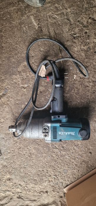 Vând, sau schimb,  Pistol impact camioane TW 1000