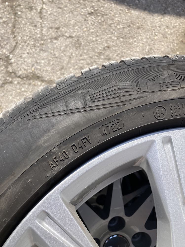 225/50/17 Continental All season contact Dot-4722
