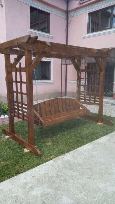 Vând leagăn din lemn