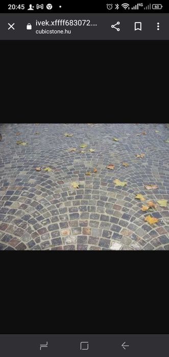 Vând piatra cubică