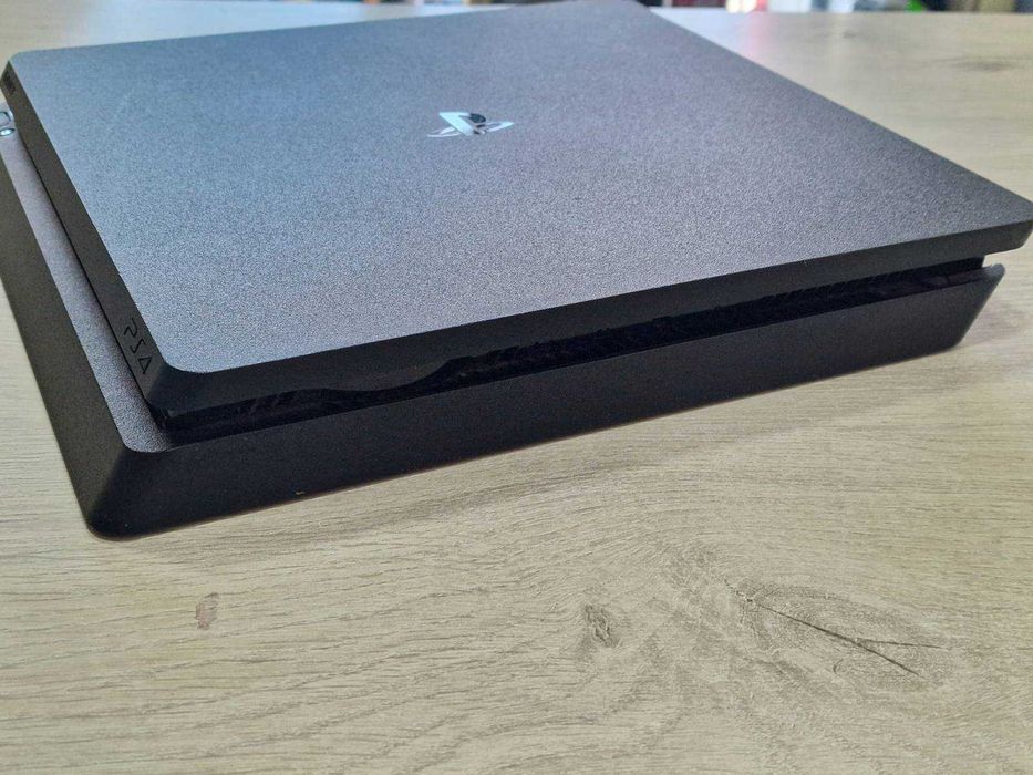 Sony PlayStation 4 Slim Jet Black 1TB (PS4 Slim 1TB) / 6 игри