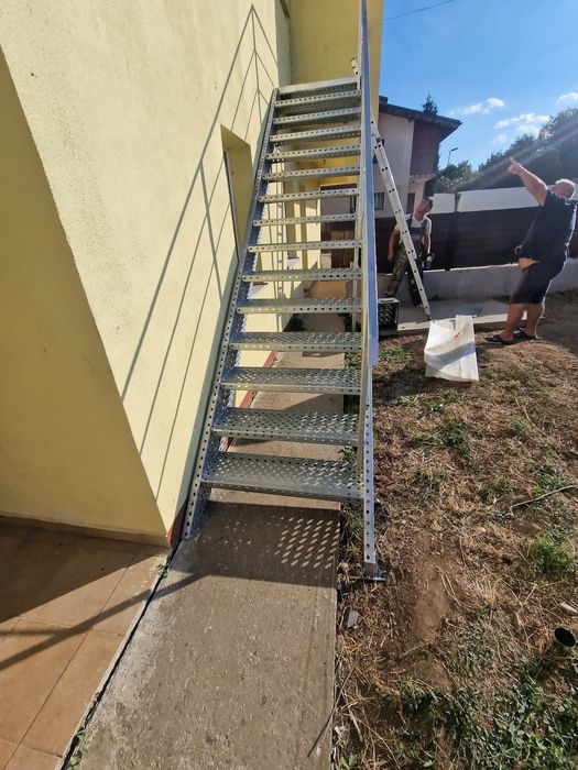 Scari metalice galvanizate