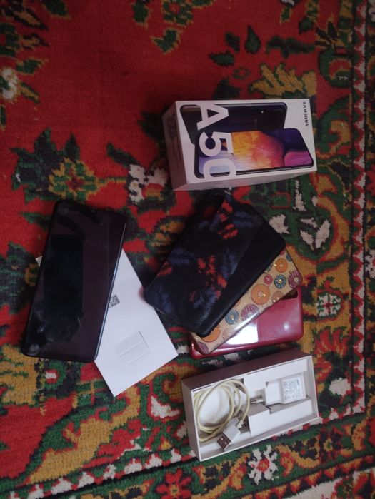Samsung a50 ideal radnoy 64 lik obmen bor