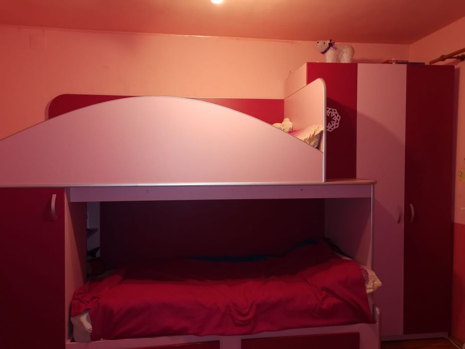 Set Mobilier pentru fetite dulap dublu, Pat etajat,birou ,raft de colt