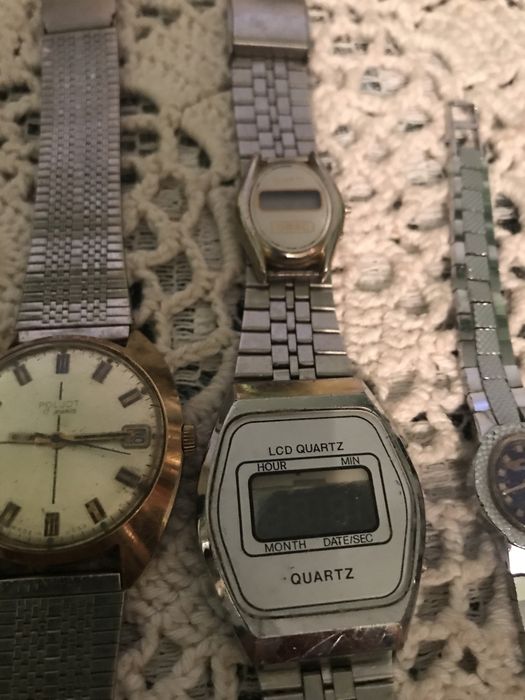 Предлагам часовници от старо време