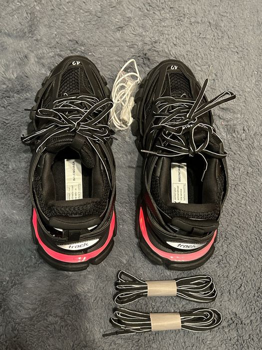 Balenciaga track led