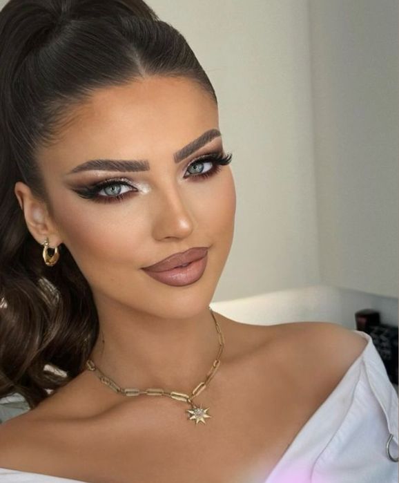 Machiaj la domiciliul clientelor