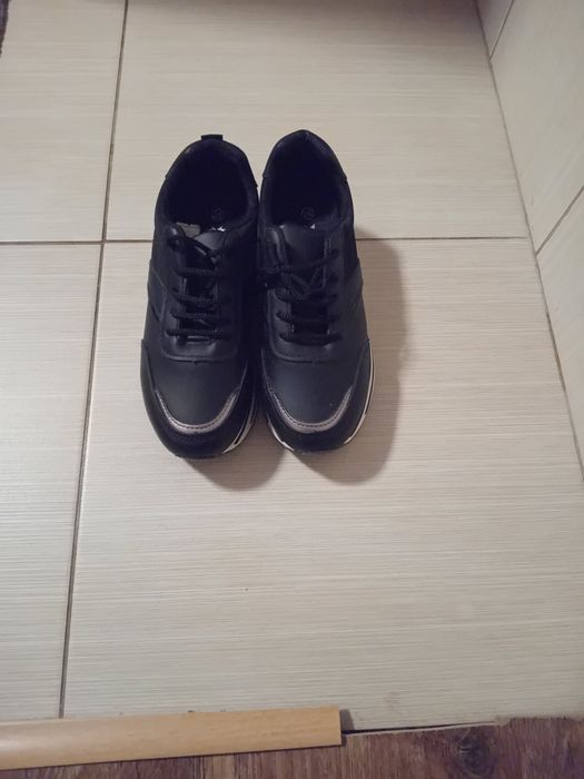 Дамски обувки - нови