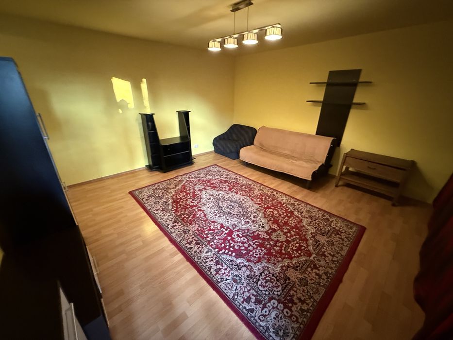 Ofer spre închiriere Apartament 2 Camere  langa Hotel Sport / Pta.Mica
