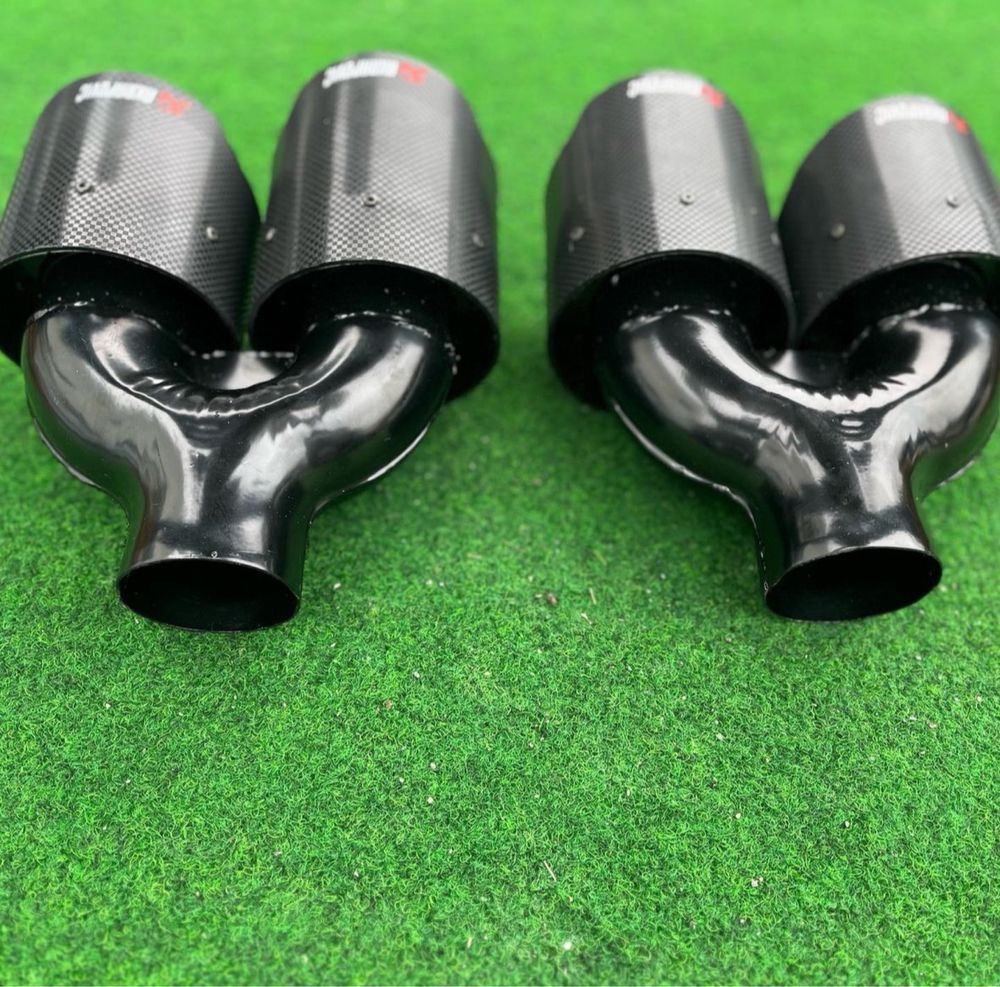 Накрайници M Performance и Akrapovic 90mm