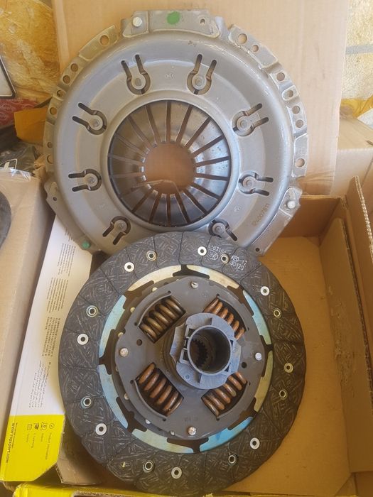 Dispozitiv ambreiaj Luk Ford Tranzit si Opel 1,7 cdti