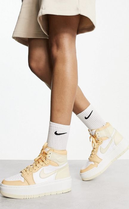 Vand Air Jordan 1 Elevate High, noi, marimea 43.  Pret: 500 lei
