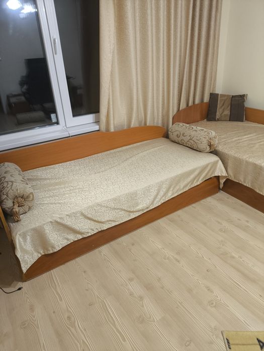 Легла с механизъм цвят череша