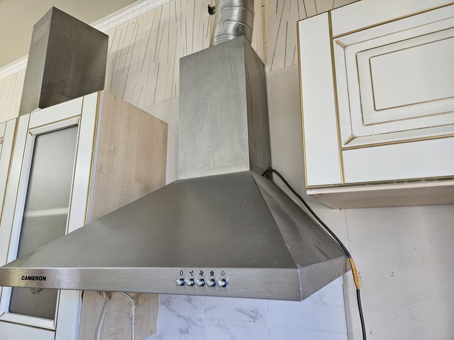 Продам вытяжку Камерон