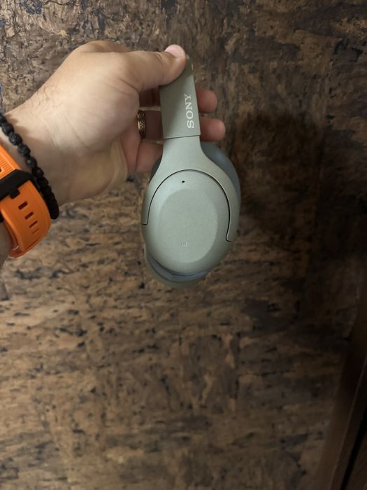 Casti Sony WH-H910N, in stare impecabila