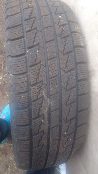 Продам шины зимние б/у