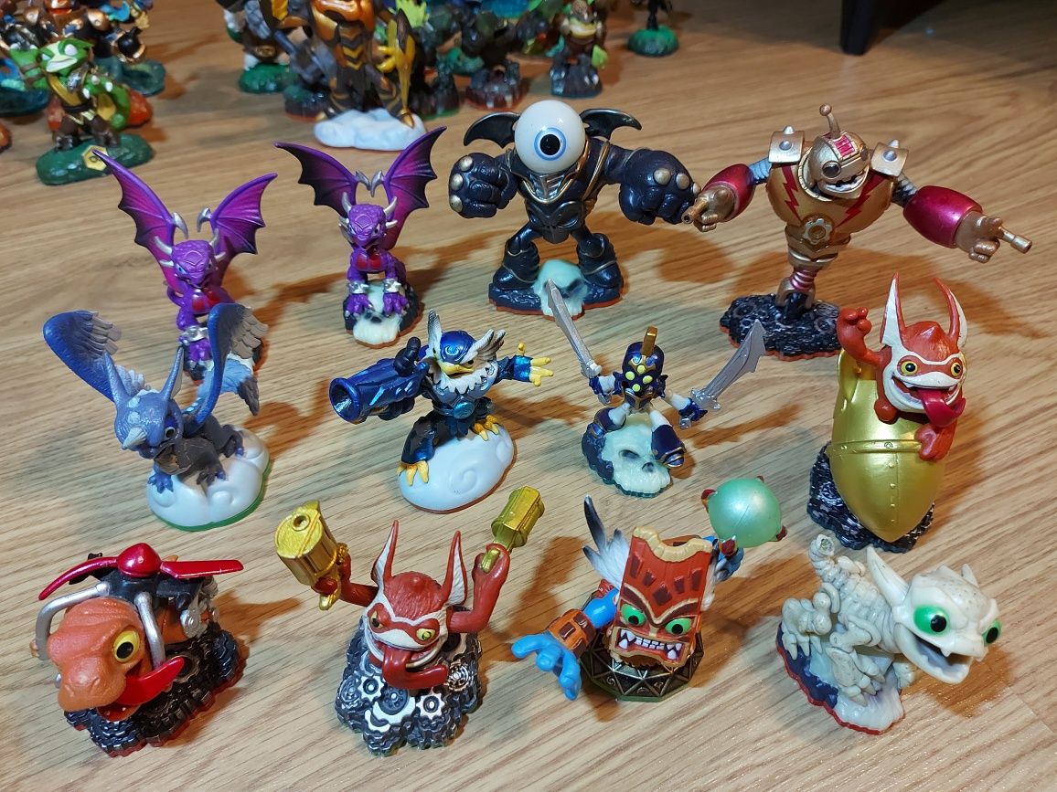 Vand /Schimb  Figurine Skylanders Originale PS ,Xbox si Wii Nintendo