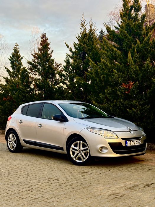 Renault Megane 3 / BOSE Edition / 1.9 DCI / 131 CP / Filtru Activ /