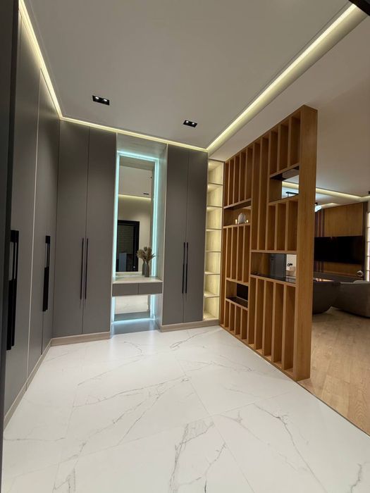 Жк Милано 8-роддом 3/7/10 109м2 с ремонтом