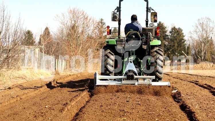 Freză de sol cu deplasare laterală, 125-180 cm / Omikron M Plus