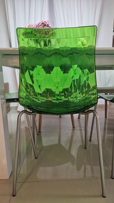 Трапезни столове, 4 бр.