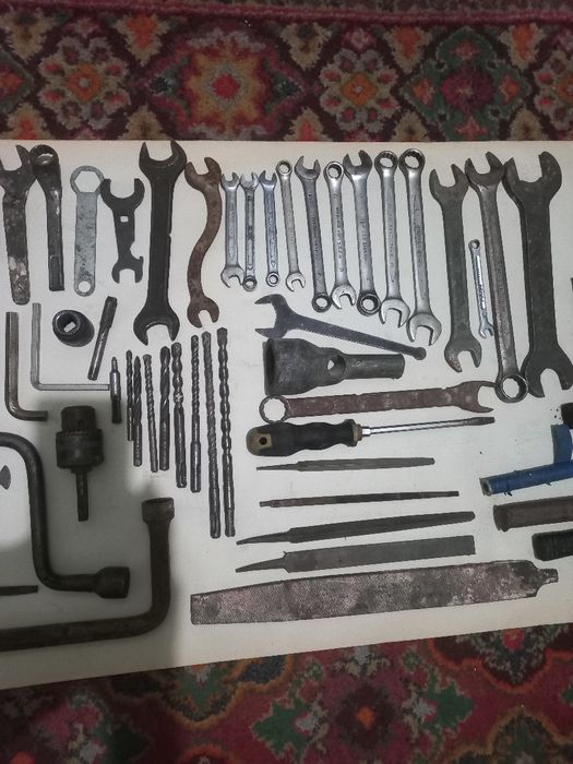 Ключи инструменты  все из гаража продаю