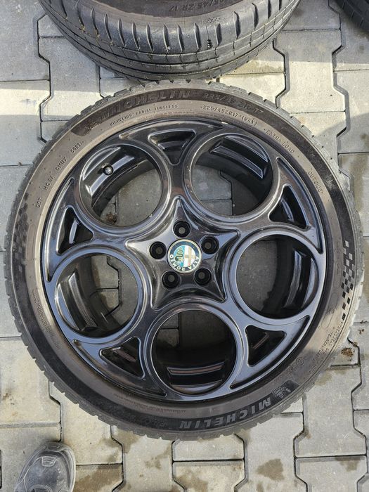 Джанти 17" Alfa GTA с гуми 225/45 Michelin PS5
