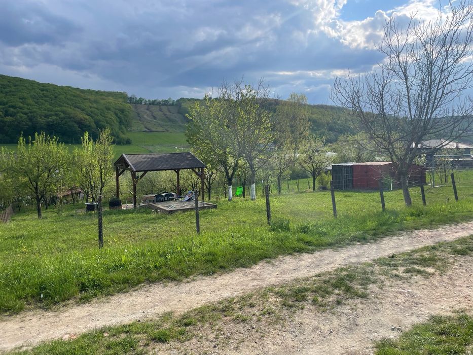 Teren de vânzare in Corunca, zona semicentrala.