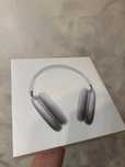 Новые наушники AirPods Max (1 поколения) белого цвета