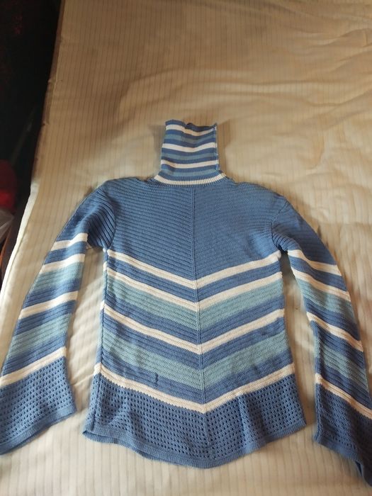 Дрехи блузи пуловери магазин