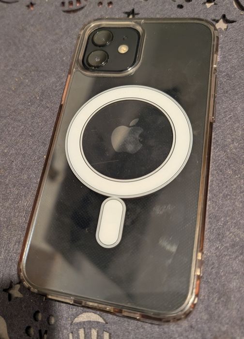 iPhone 12, 128Gb memorie, arată și funcționează foarte bine