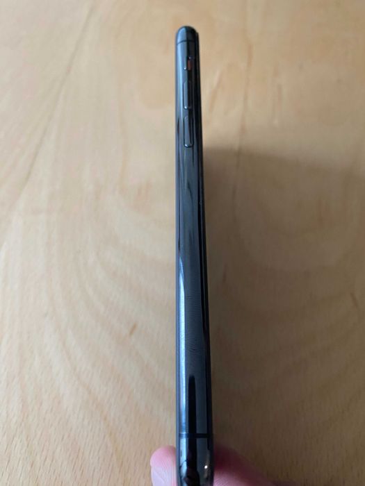 iPhone 11 PRO КАТО НОВИ 64gb