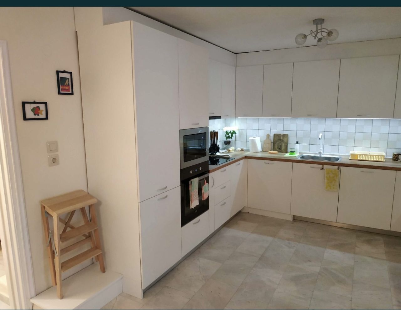 Продава се Тристаен апартамент в София, 7-ми 11-ти километър - 126 кв.м за 1866 €/кв.м - Снимка #11