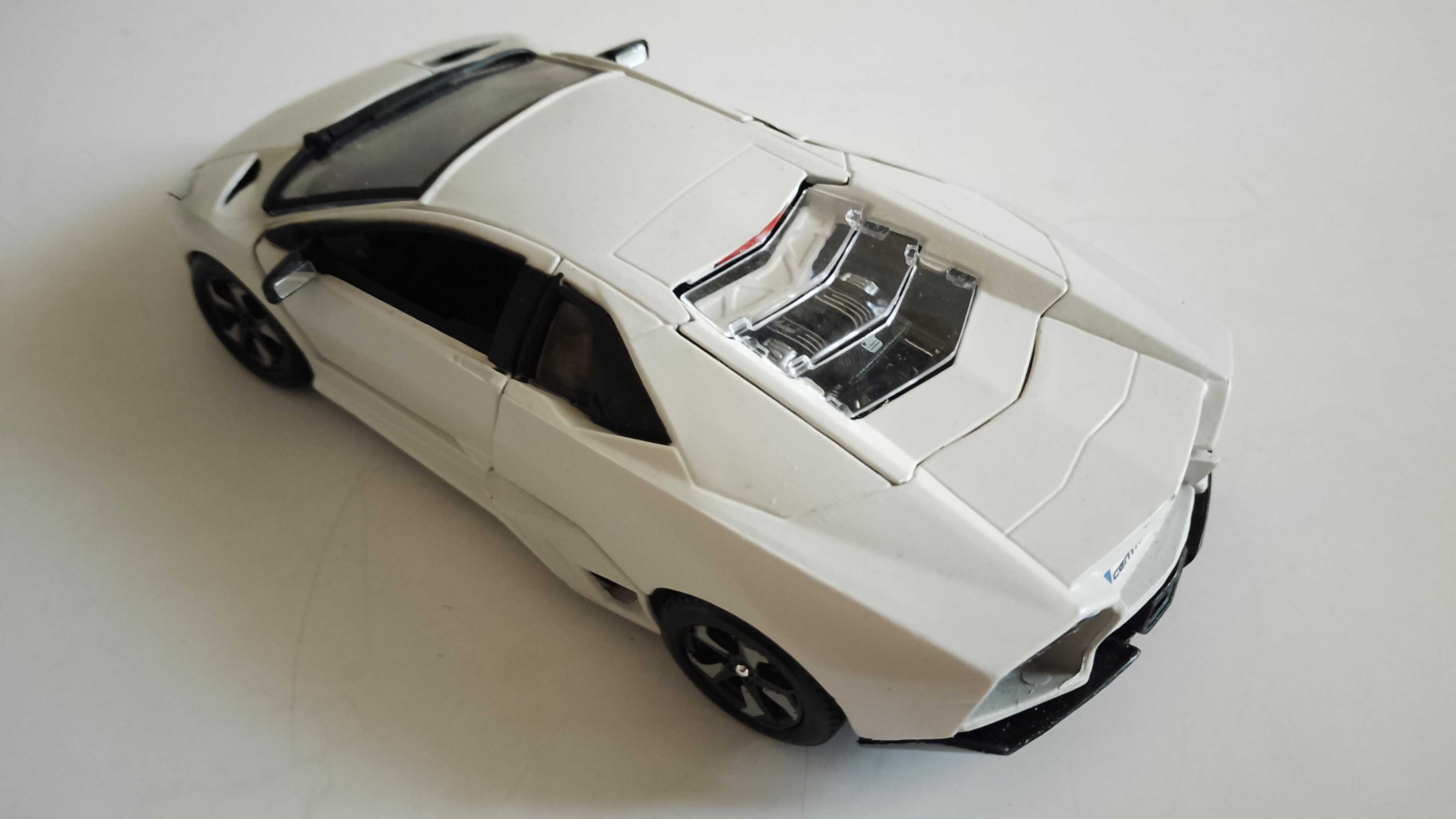 Bburago Lamborghini Reventon 1:24