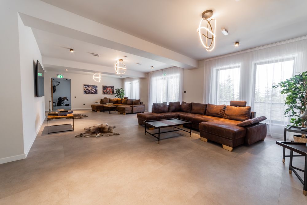 [Rev Ocupat]Sali Chalet- cabana 33 pers- Muntele Baisorii,Cluj