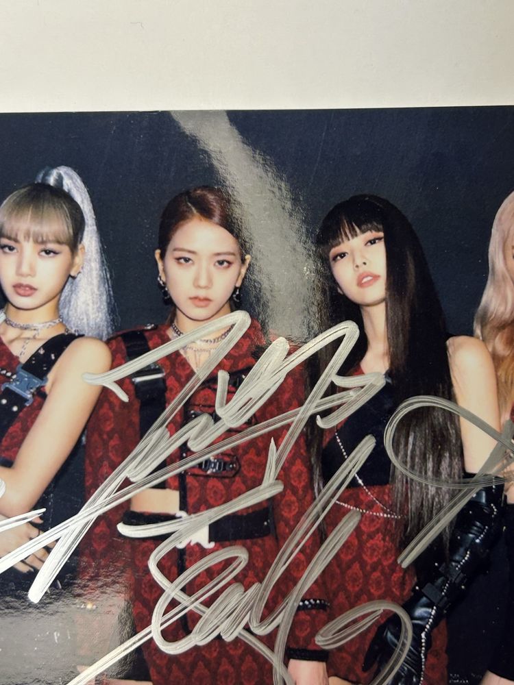 BLACKPINK автограф