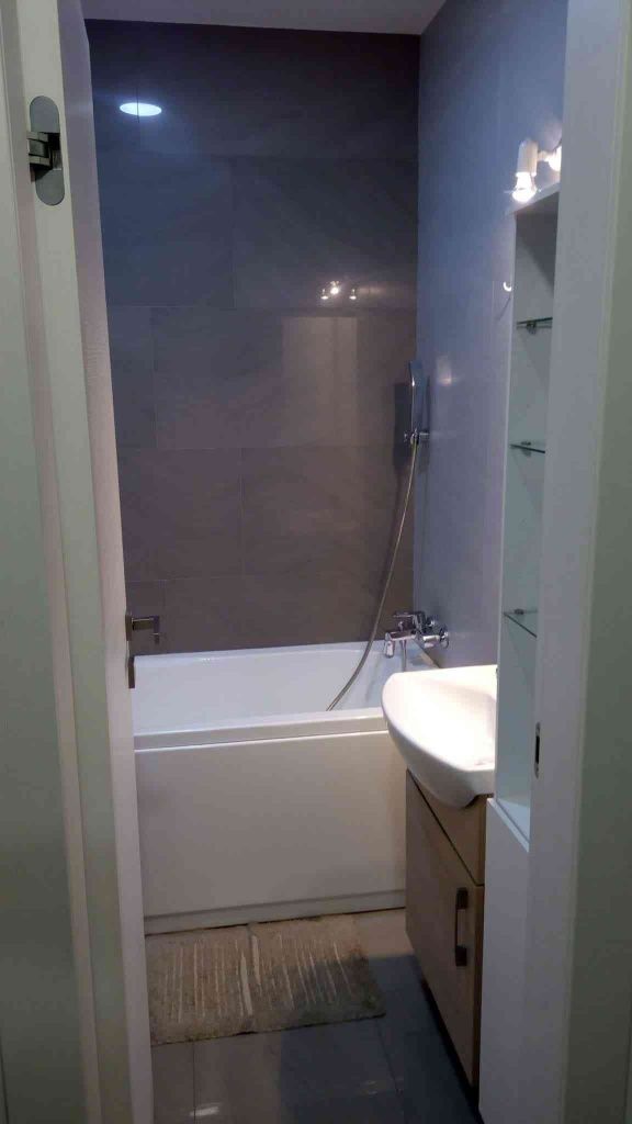 Apartament de închiriat.