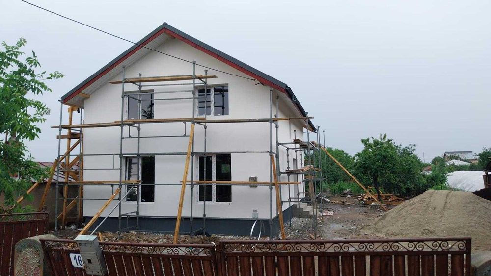 Schelă Metalica 40-50 de m²