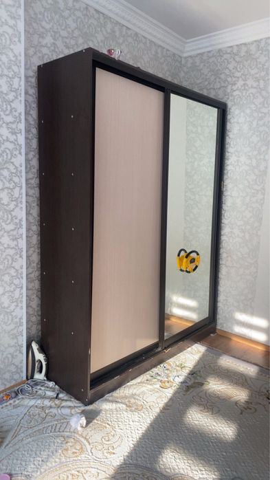 Киімге арналған шкаф