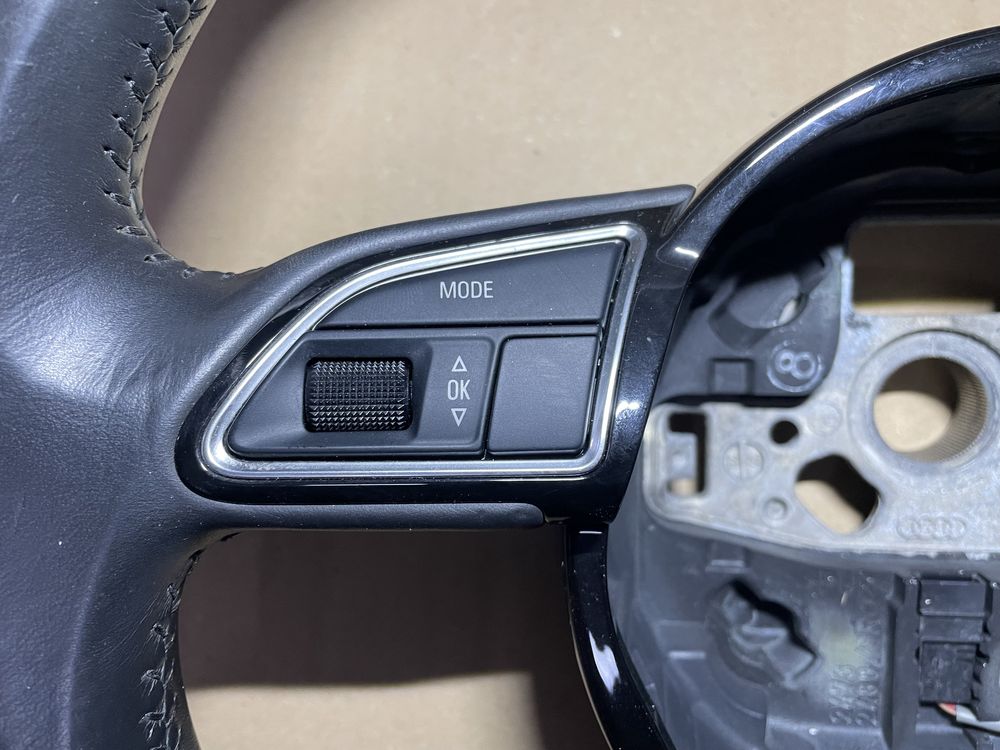 Volan Audi A4, A5 B8 Facelift S-line - comenzi