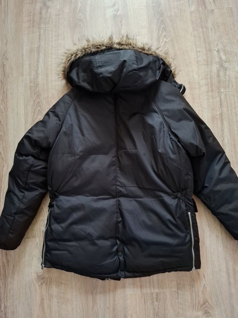 Мъжко зимно яке Pull & Bear
