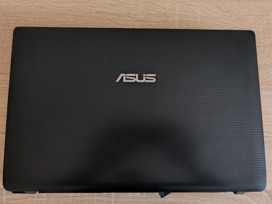 Лаптоп ASUS за части