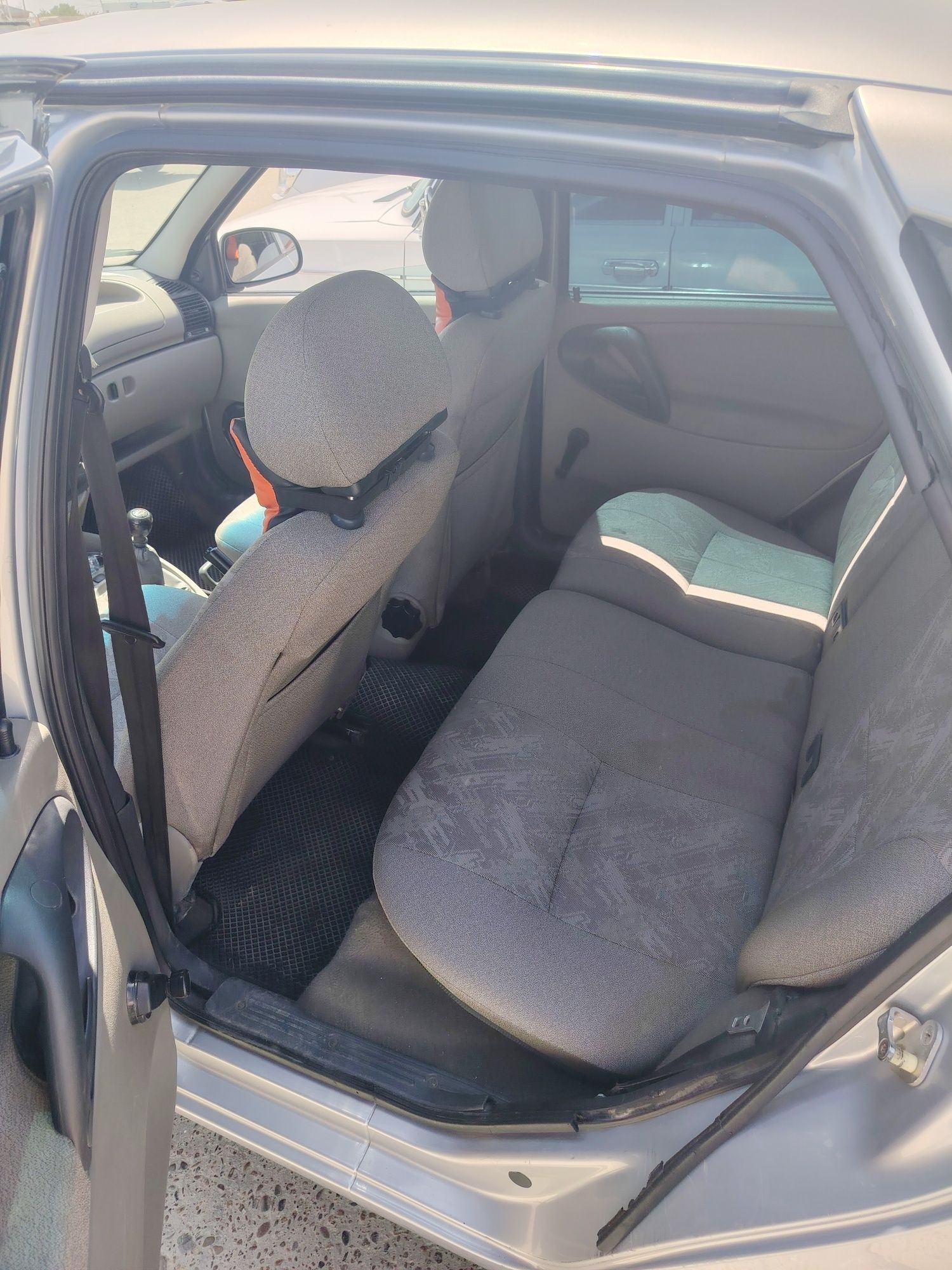Лада калина сотилади 3100$