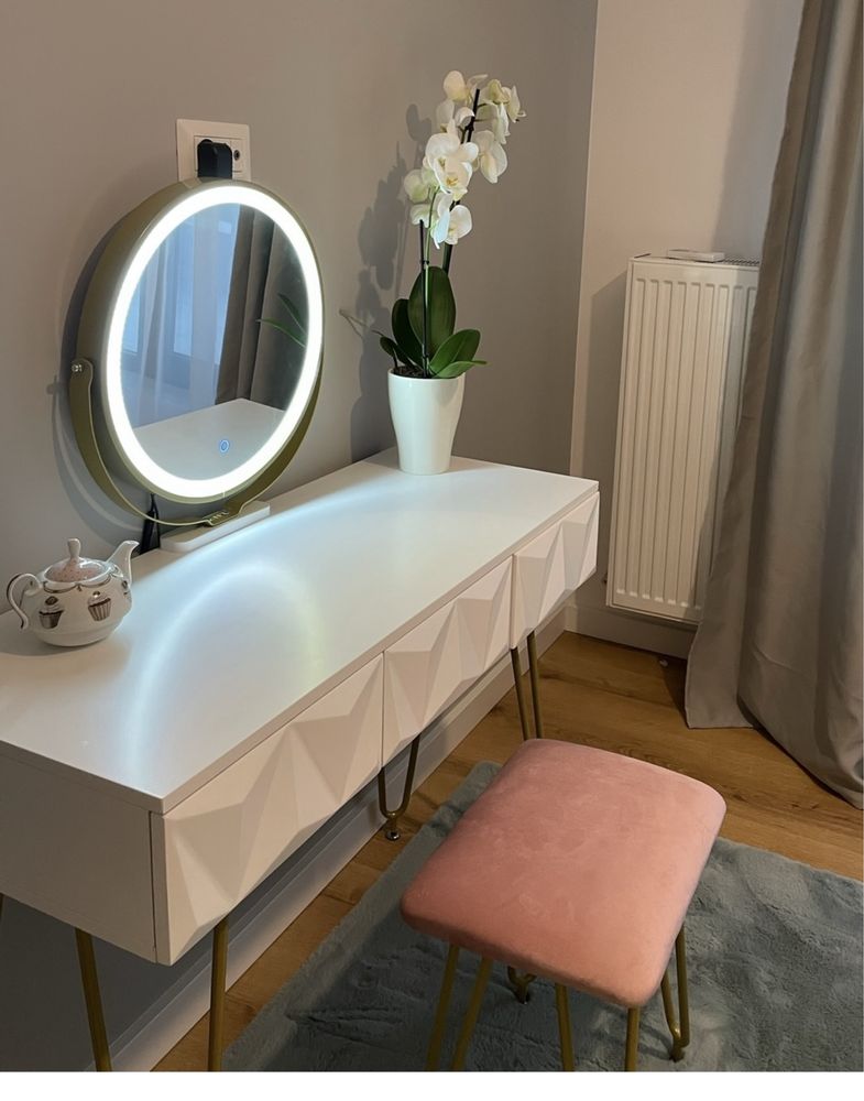 Set masa cosmetica cu oglinda led si scaun catifea, 100 cm