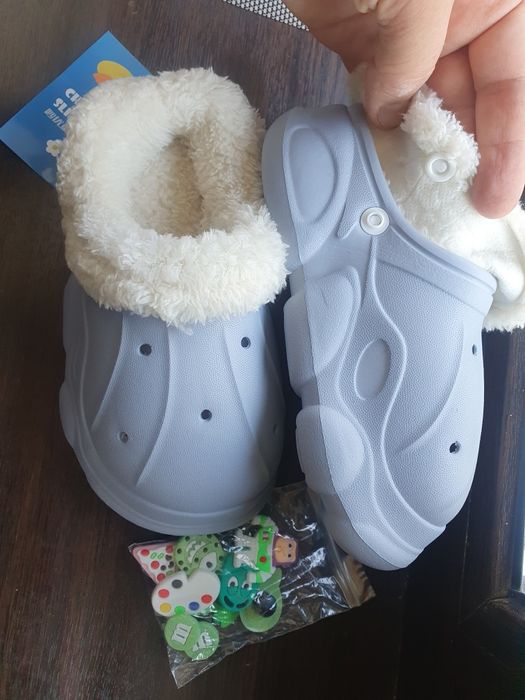 Обувь детская 1700 тенге