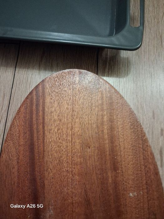 Тава на за фурна AEG,Дъска за рязане и фруктиера за 30 лв.всичо