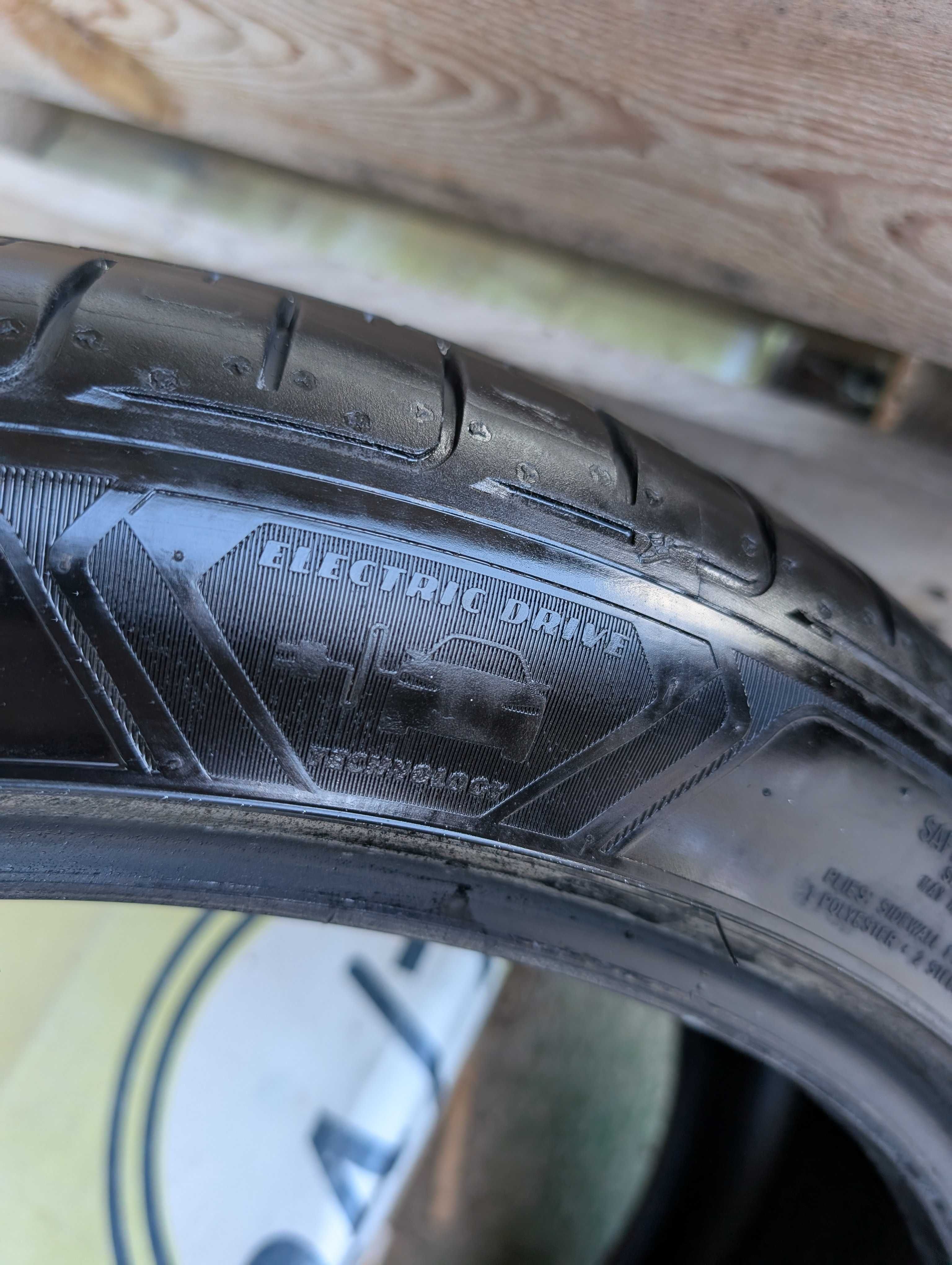 Летни гуми 215/45 R20 Goodyear EfficientGrip Performance XL за VW ID.3
