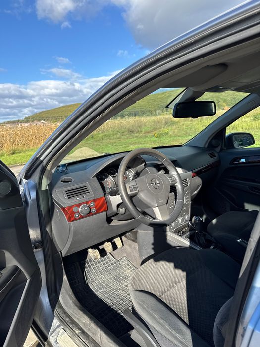 Opel Astra H 1.6 Benzină/2004