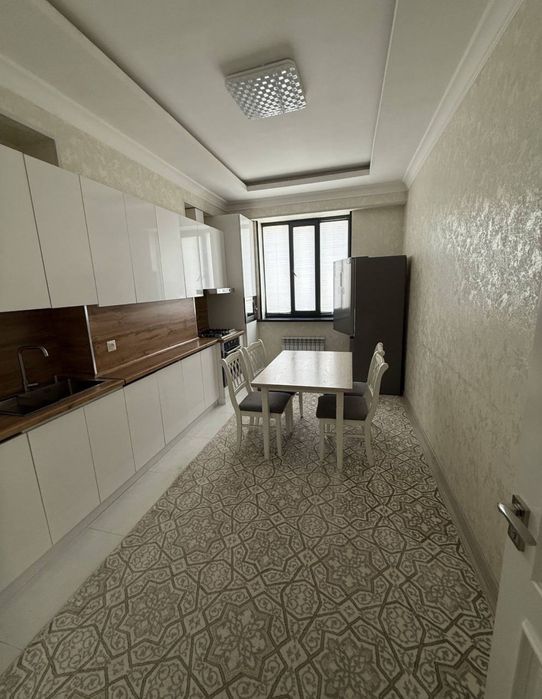 БОЛЛАРГА 3 хонали квартера ижарага берилади