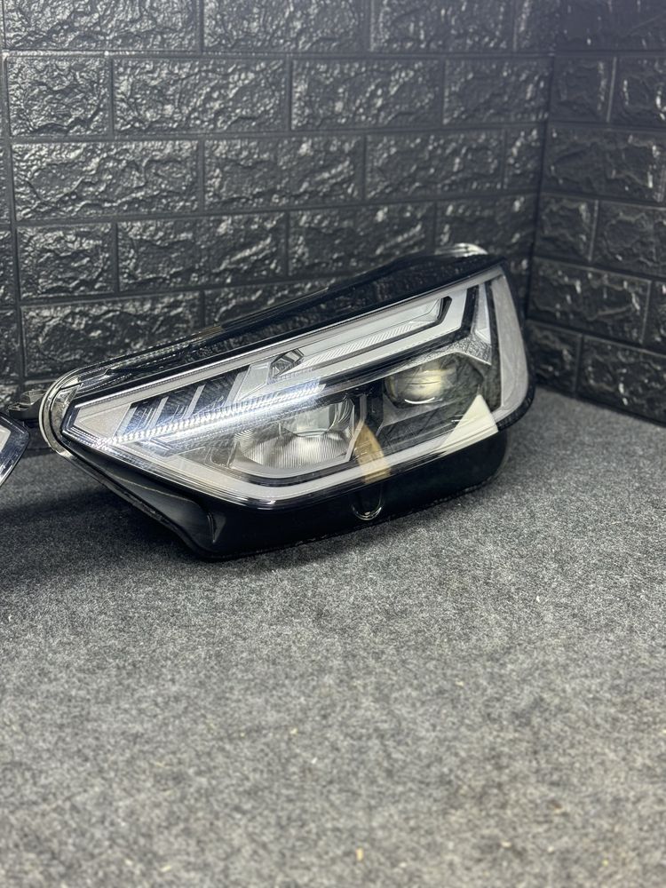 Far stanga dreapta Audi Q5 80A Facelift LCI  Complet